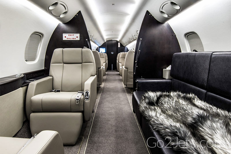 Legacy 600 Interior